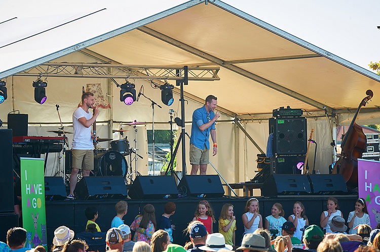 Photo 3 Sean and Matthew quite small